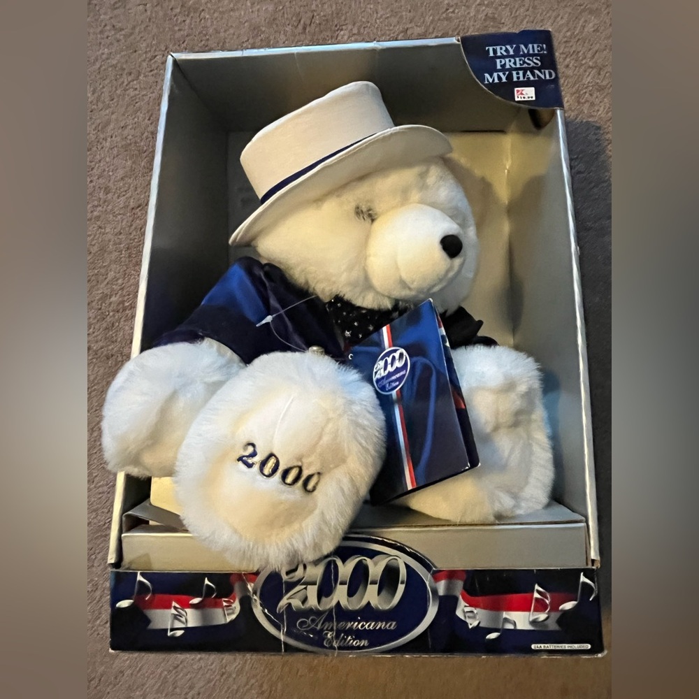 DanDee 
Special Edition 
 Americana 2000 Bear
Anniversary Edition - Picture 2 of 3